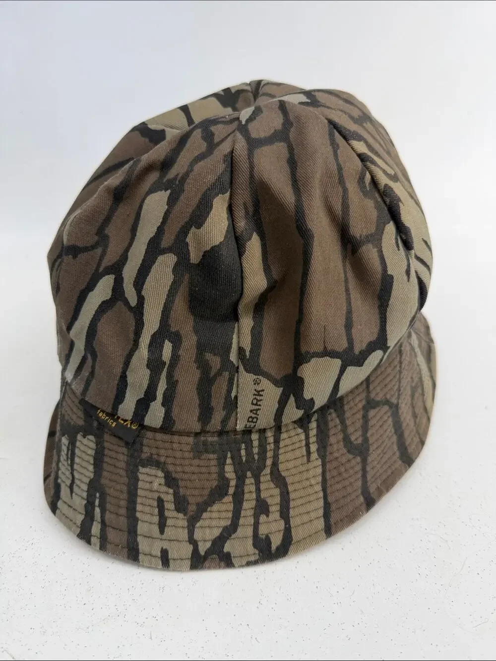 Vintage Thinsulate Gore-Tex camouflage print water proof outdoor bucket hat